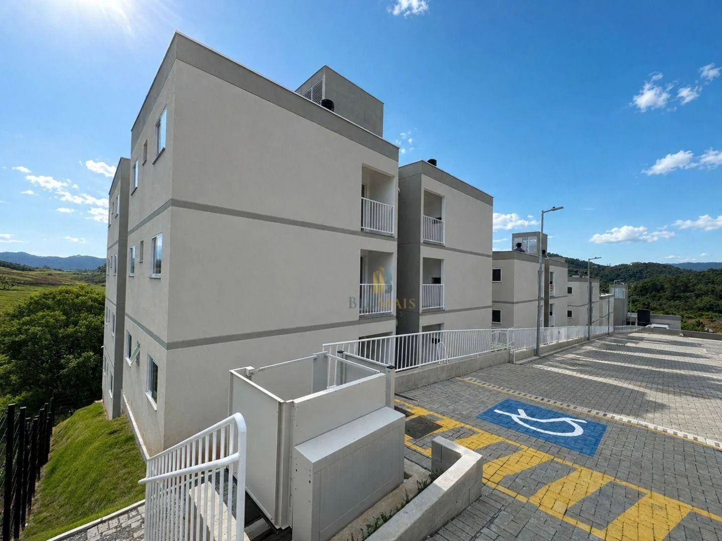 Apartamento à venda com 2 quartos, 1 vaga, 55m² no Fortaleza Alta, Blumenau - foto 1