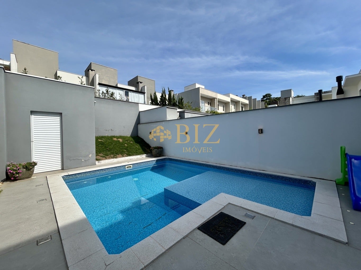 Casa · para alugar · 3 quartos · 257m² · Ponta Aguda, Blumenau