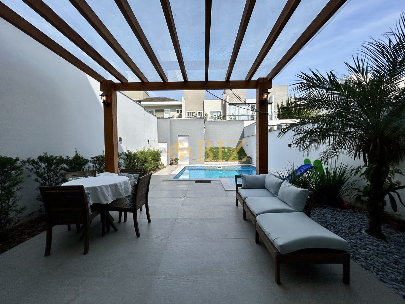 Casa · para alugar · 3 quartos · 257m² · Ponta Aguda, Blumenau