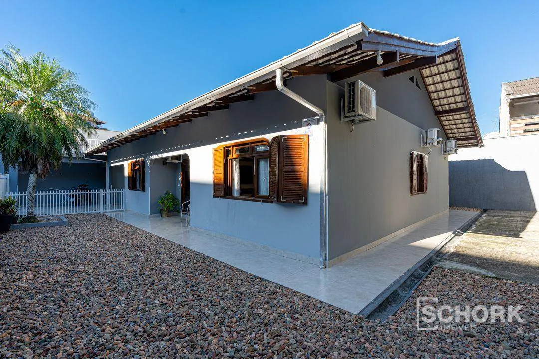 Casa à venda com 3 quartos e 1 suíte, 2 vagas, 320m² no Itoupava Norte, Blumenau - foto 1