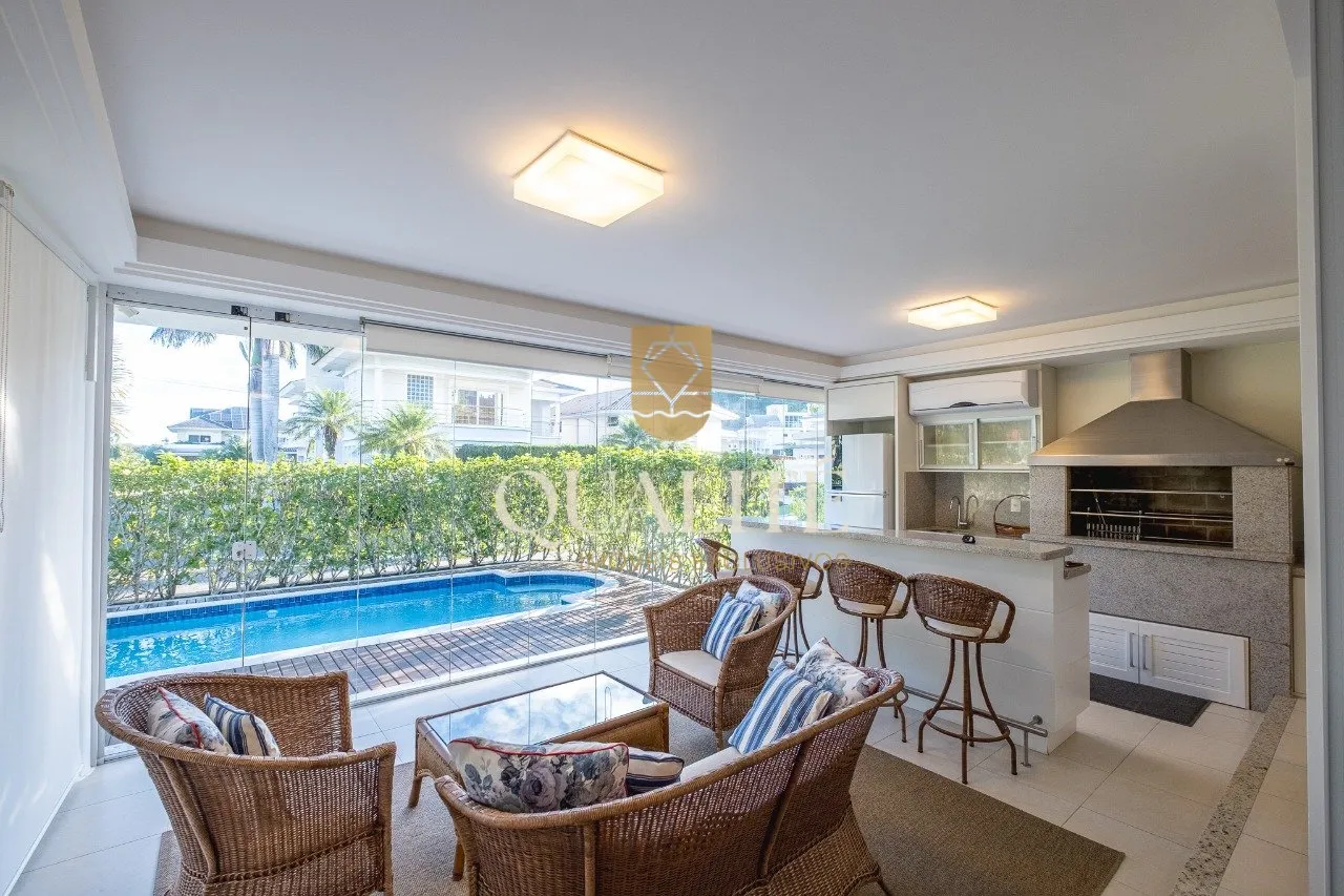 Casa à venda com 3 quartos e 1 suíte, 2 vagas, 533m² no Cacupé, Florianópolis - foto 1