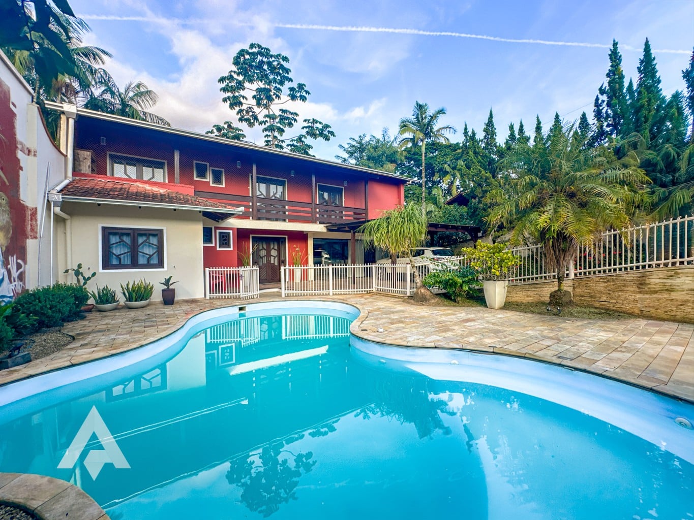 Casa · à venda · 3 quartos · 344.23m² · Salto, Blumenau
