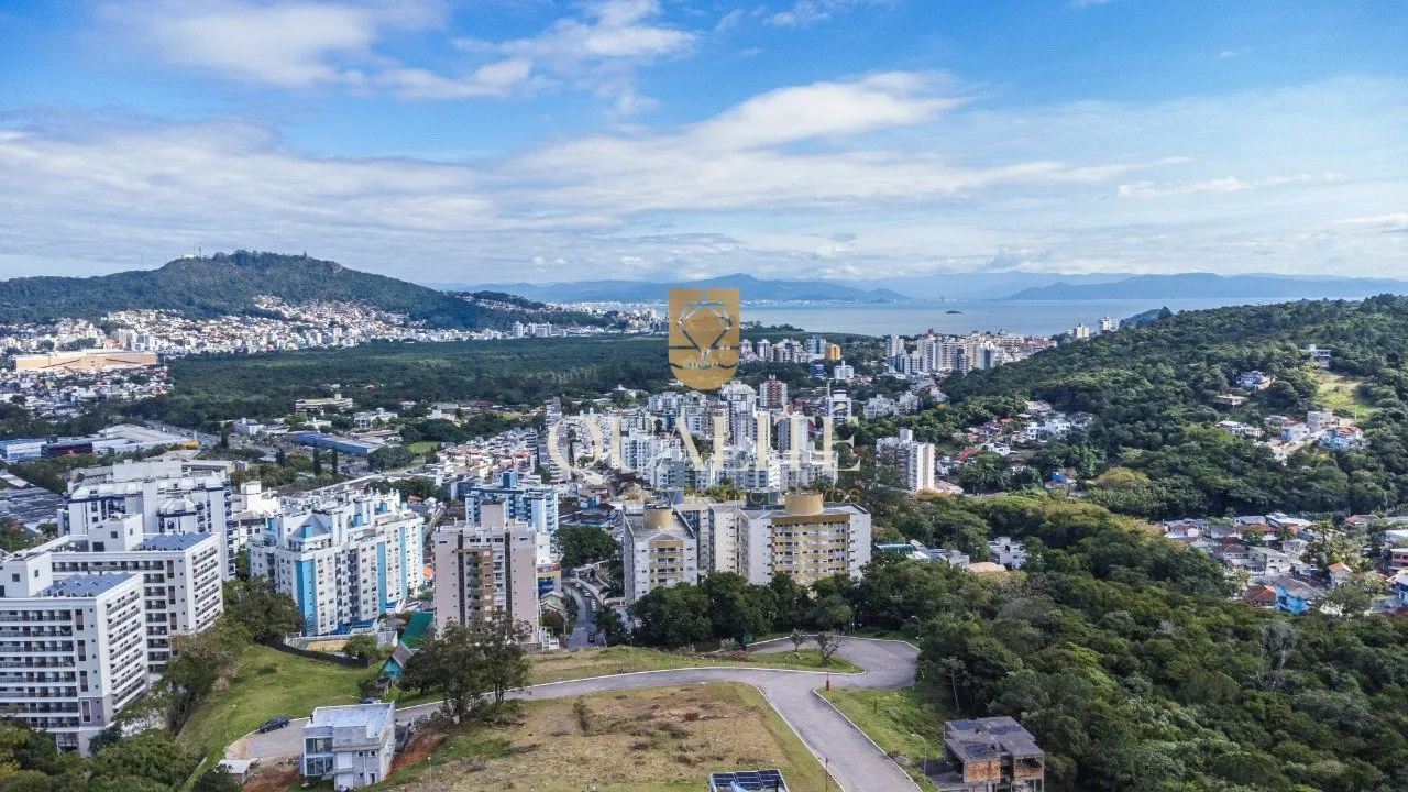 Terreno à venda, 495m² no Itacorubí, Florianópolis - foto 1