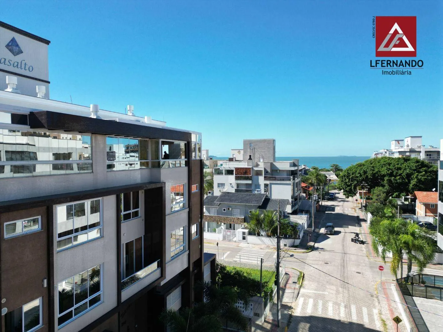 Apartamento à venda com 3 quartos e 3 suítes, 2 vagas, 140m² no Mariscal, Bombinhas - foto 1