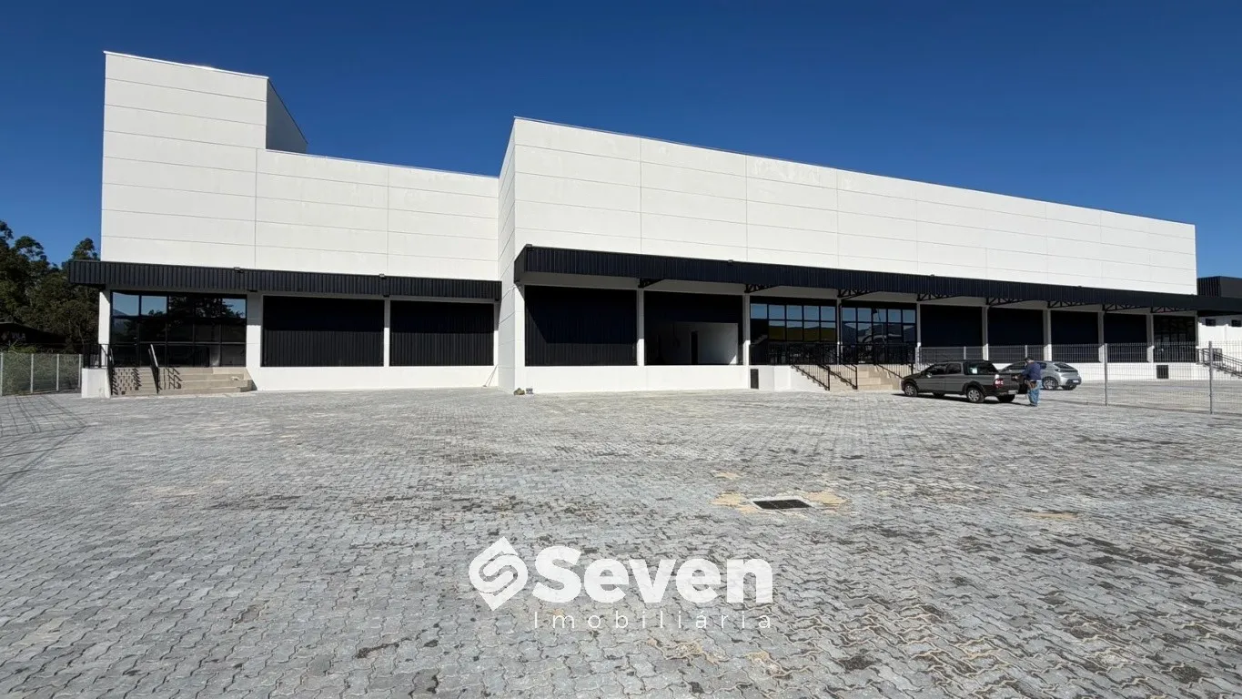 Galpão para alugar, 760m² no Itoupava Central, Blumenau - foto 1