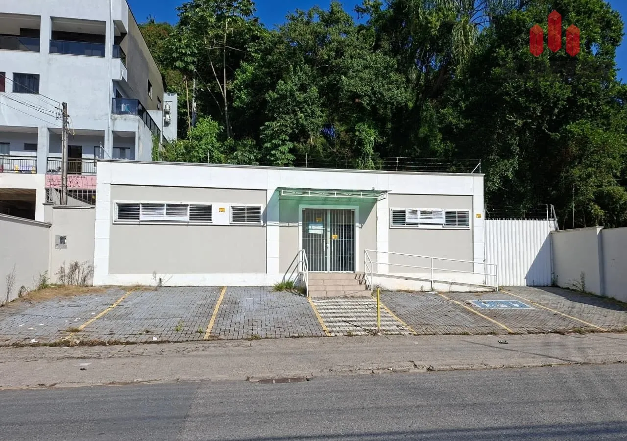 Sala/Escritório para alugar, 10 vagas, 122m² no Garcia, Blumenau - foto 1