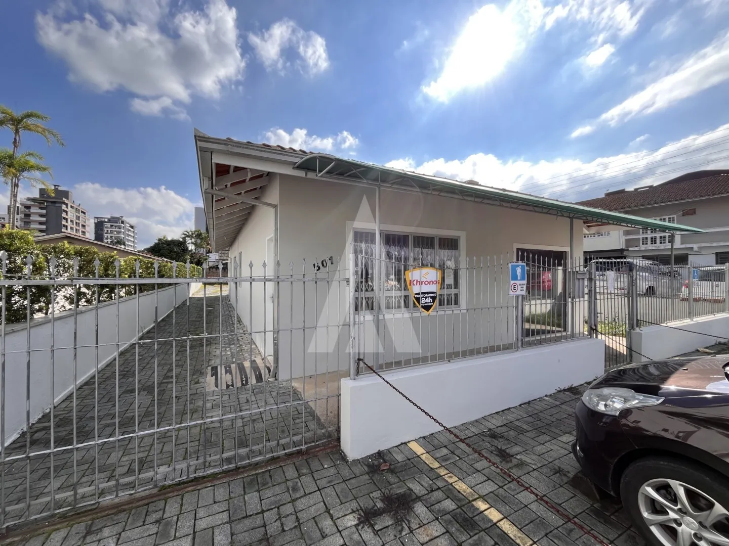 Outros Imóveis para alugar, 2 vagas, 169m² no América, Joinville - foto 1