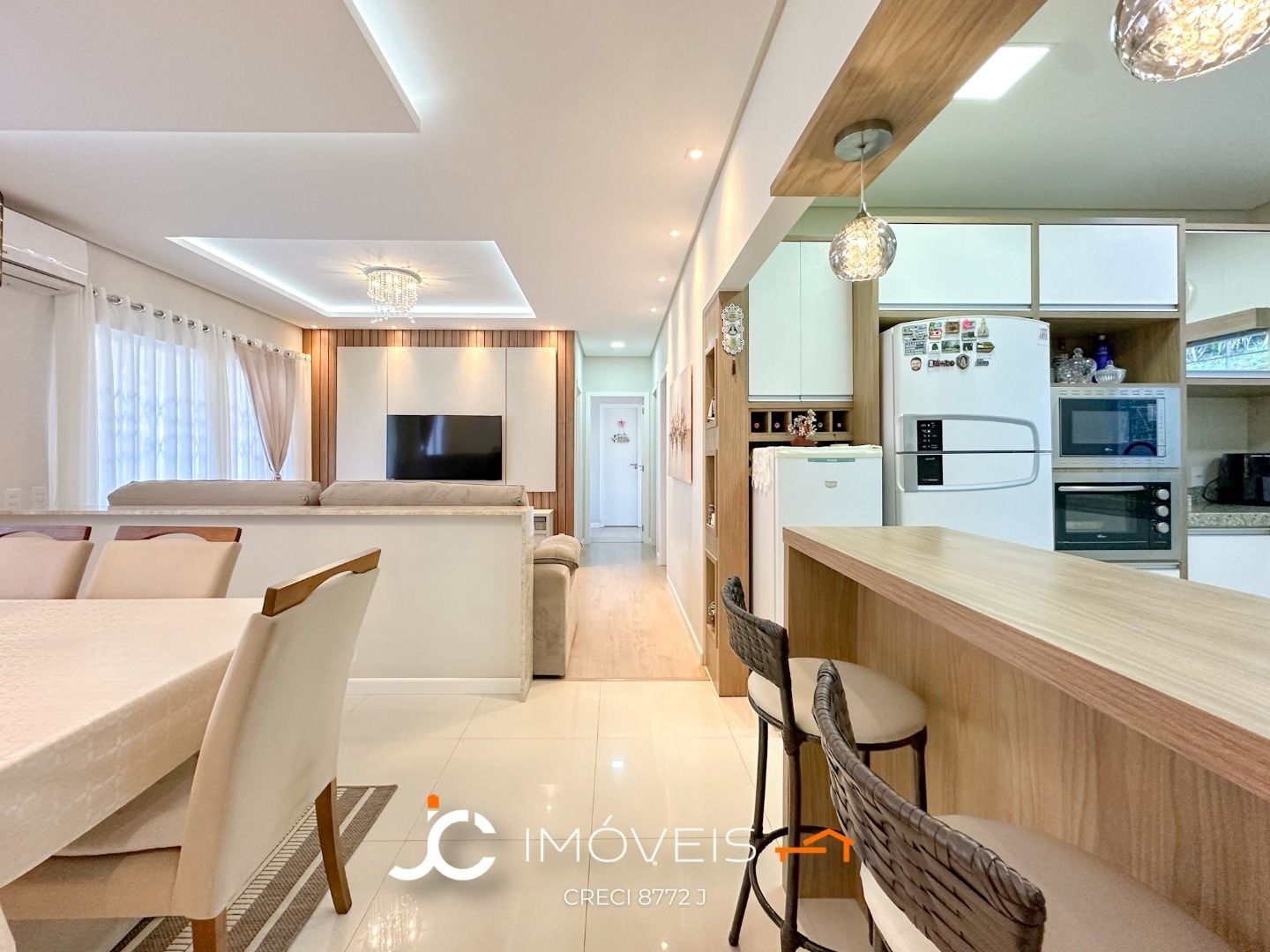 Casa à venda com 3 quartos e 1 suíte, 482m² na região do bairro Itoupava Norte, próximo à Rua São João, Blumenau