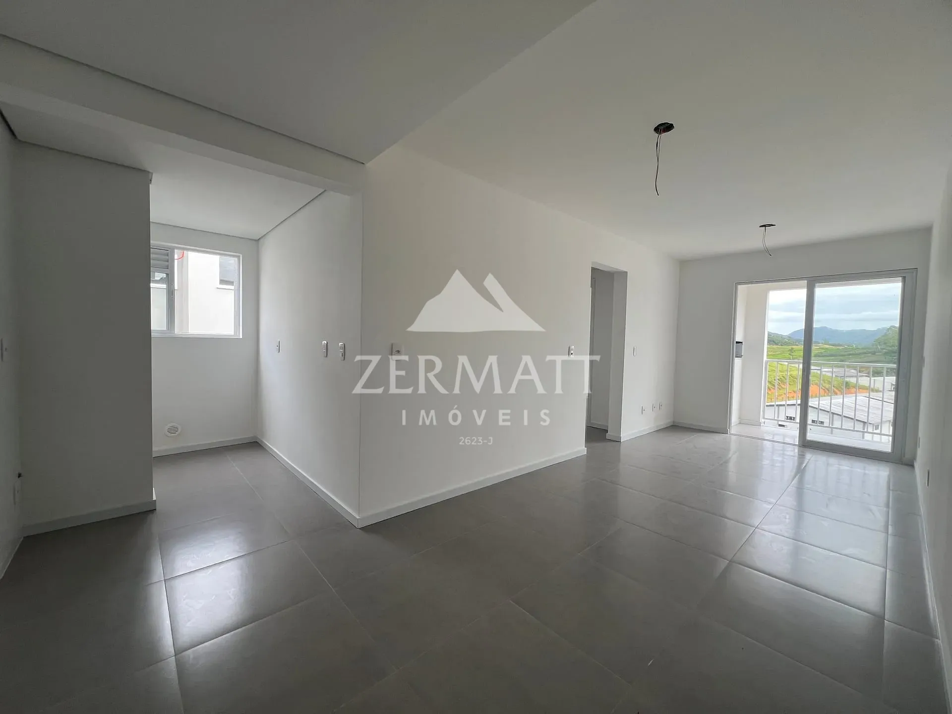 Apartamento à venda com 2 quartos, 1 vaga, 55m² no Fortaleza Alta, Blumenau - foto 1