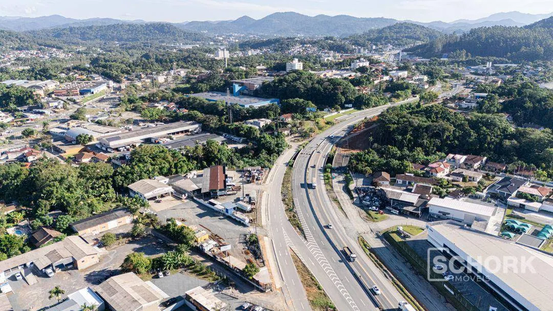 Galpão à venda, 40 vagas, 715m² na região do bairro Badenfurt, próximo à Rua Alice Ferreira dos Santos, Blumenau — foto 2
