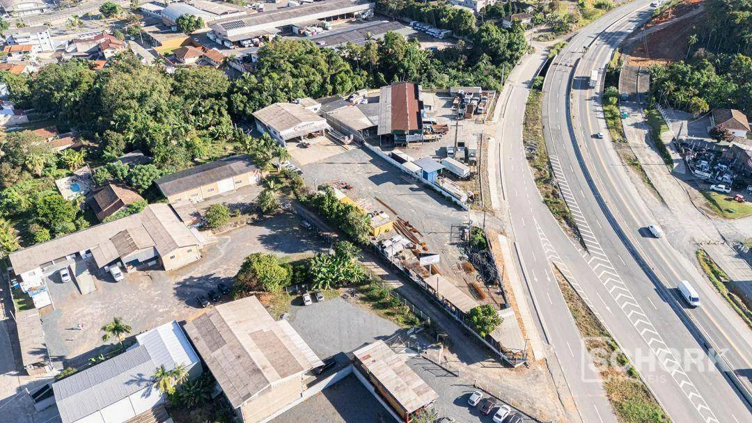 Galpão à venda, 40 vagas, 715m² na região do bairro Badenfurt, próximo à Rua Alice Ferreira dos Santos, Blumenau — foto 3