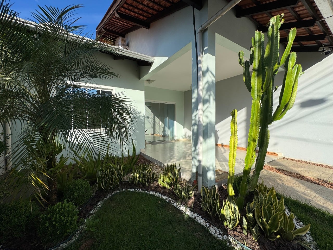 Casa à venda com 2 quartos e 1 suíte, 2 vagas, 125m² na região do bairro Passo Manso, próximo à Rua Johann G. H. Hadlich, Blumenau