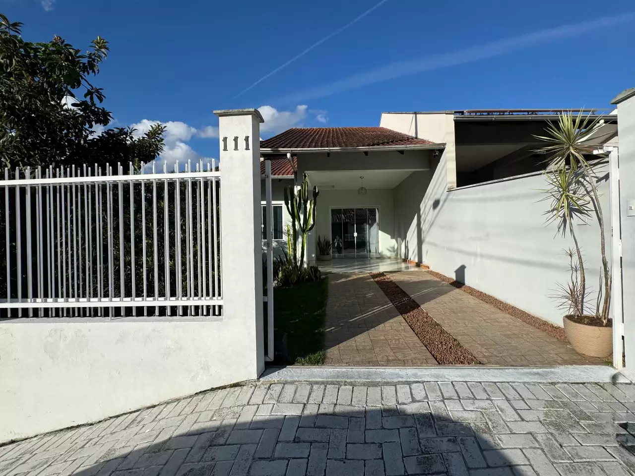 Casa à venda com 2 quartos e 1 suíte, 2 vagas, 125m² na região do bairro Passo Manso, próximo à Rua Johann G. H. Hadlich, Blumenau — foto 2