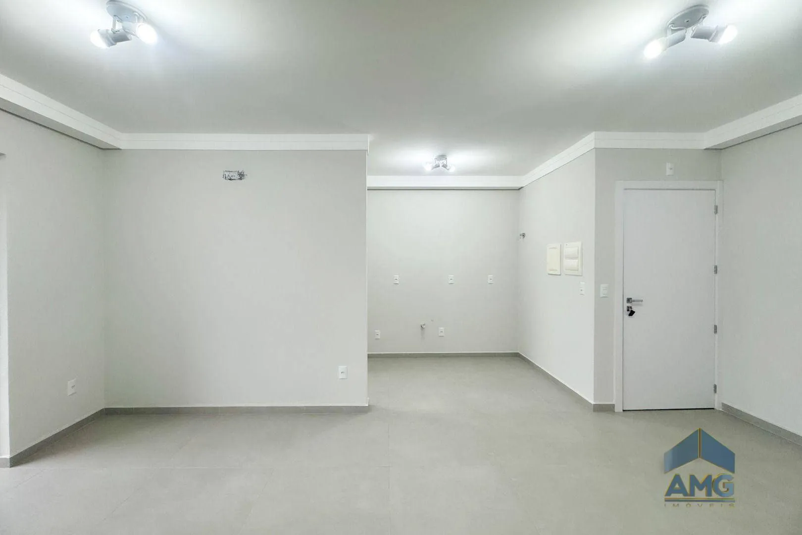 Apartamento à venda com 2 quartos, 1 vaga, 60m² na região do bairro Escola Agrícola, próximo à Rua José Deeke, Blumenau — foto 4