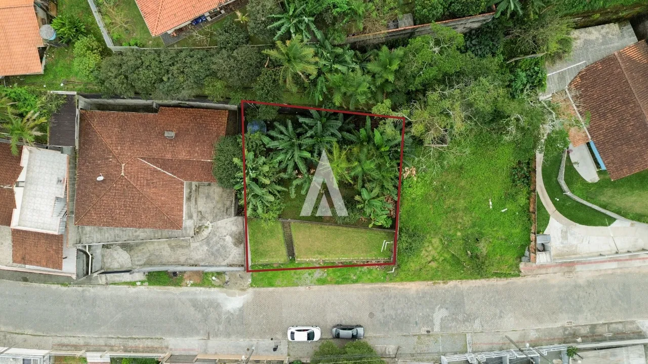 Terreno à venda, 368m² no Guanabara, Joinville - foto 1