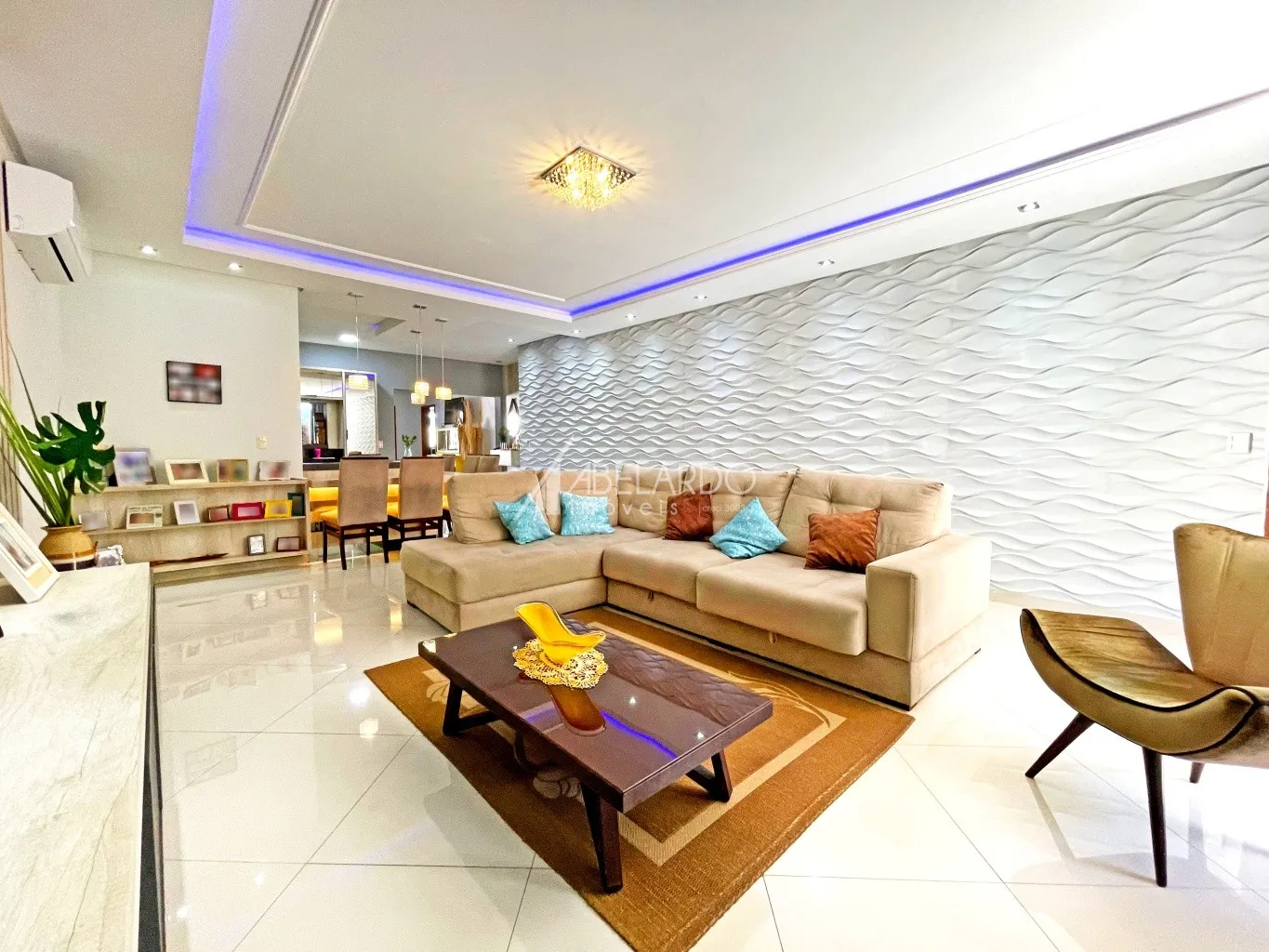 PRÉDIO COMERCIAL E RESIDENCIAL COM EXCELENTE LOCALIZAÇÃO, EM CORREDOR DE SERVIÇO, NO BAIRRO SALTO WEISSBACH — foto 2