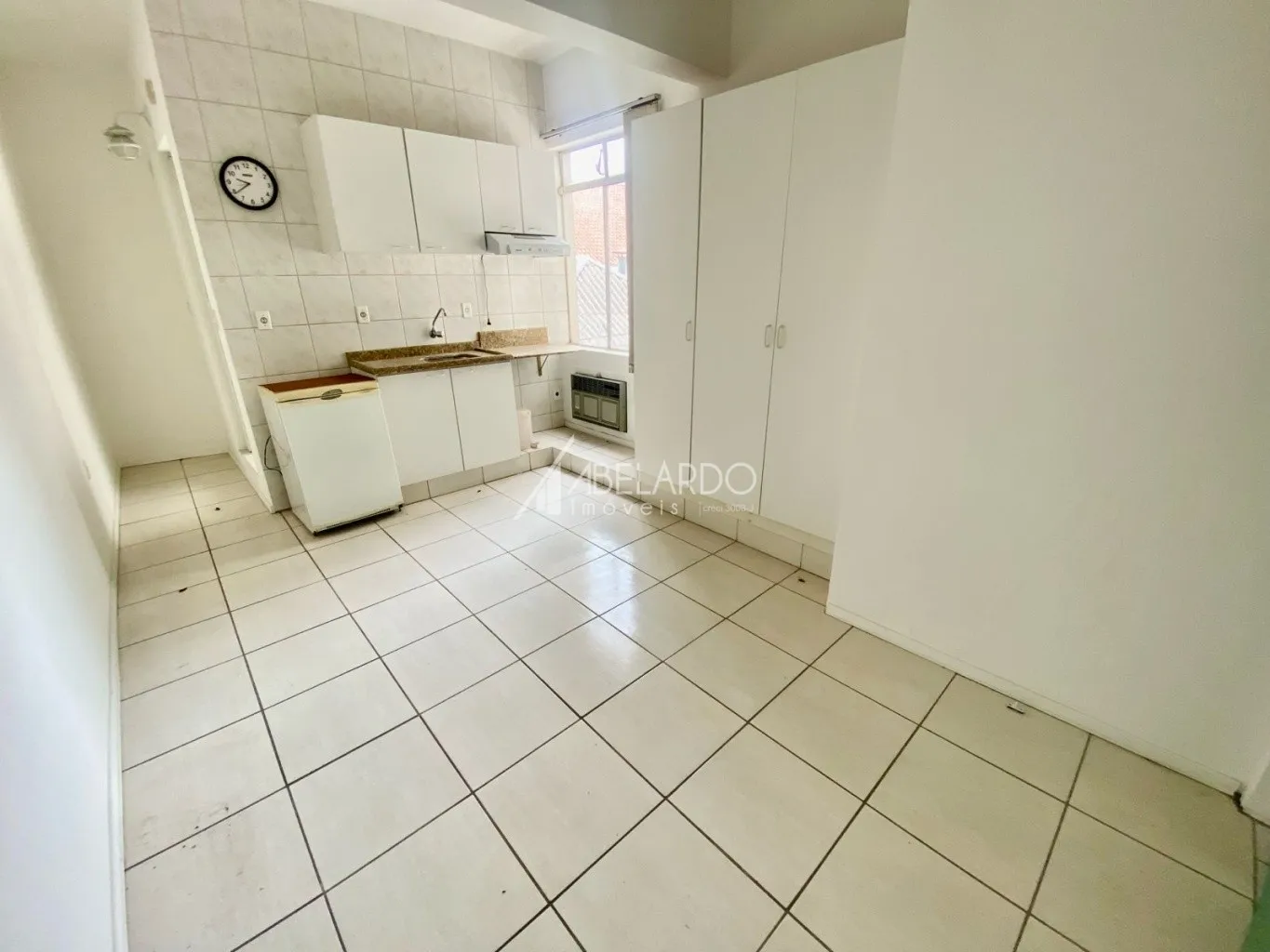 SALA COMERCIAL PARA LOCAÇÃO - CENTRO DE BLUMENAU — foto 2