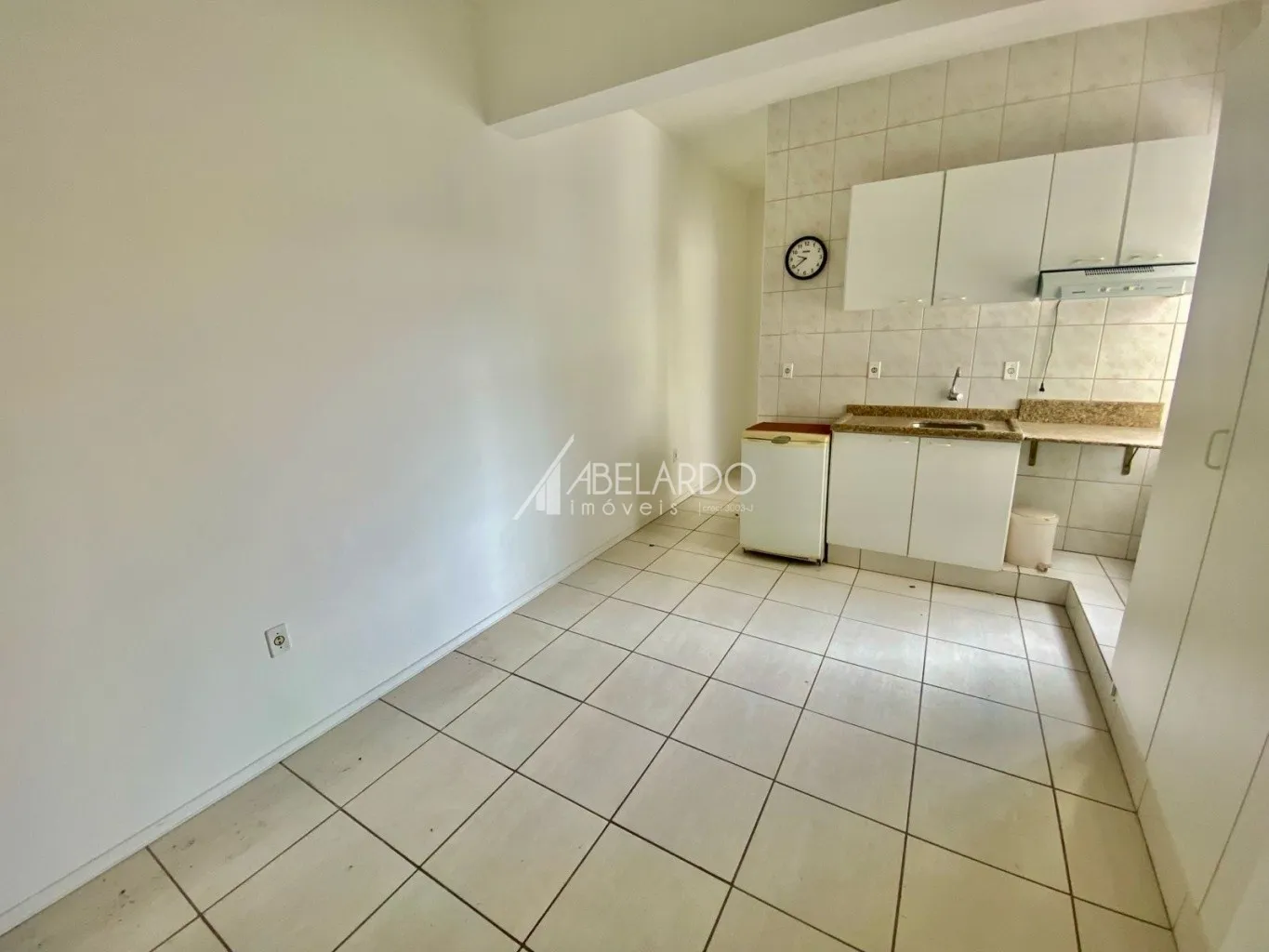 SALA COMERCIAL PARA LOCAÇÃO - CENTRO DE BLUMENAU — foto 3