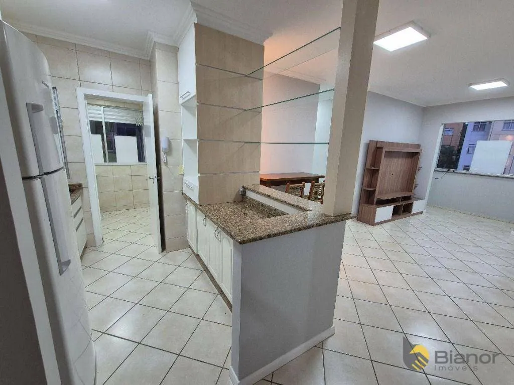 Apartamento com 3 dormitórios à venda, 78 m por R$ 319.900,00 - Água Verde - Blumenau/SC — foto 2