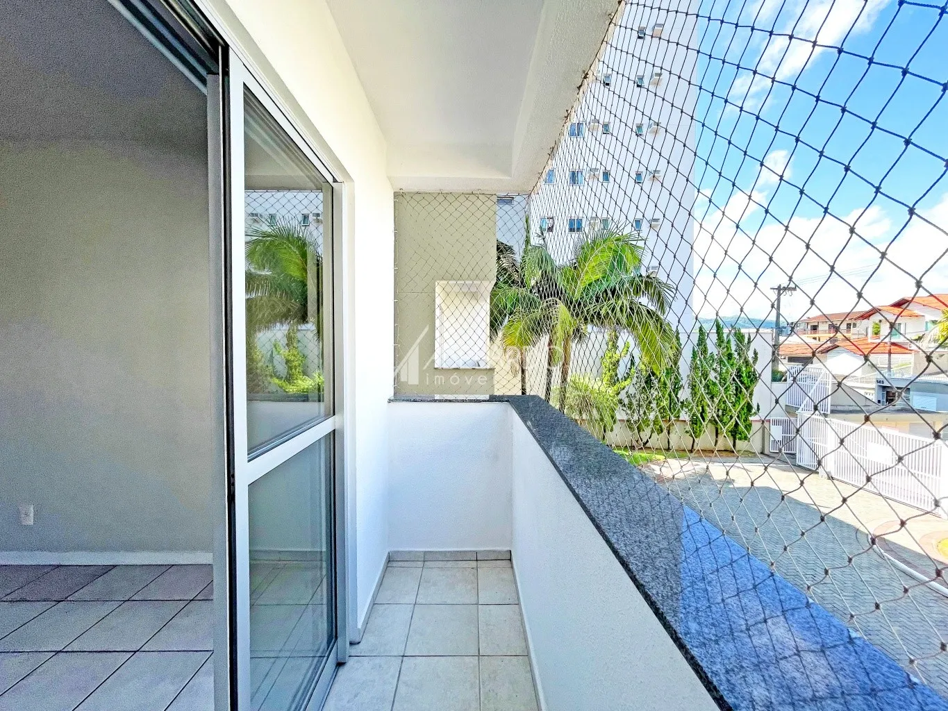 APARTAMENTO COM SUÍTE, LOCALIZADO NO BAIRRO ÁGUA VERDE EM BLUMENAU. — foto 2
