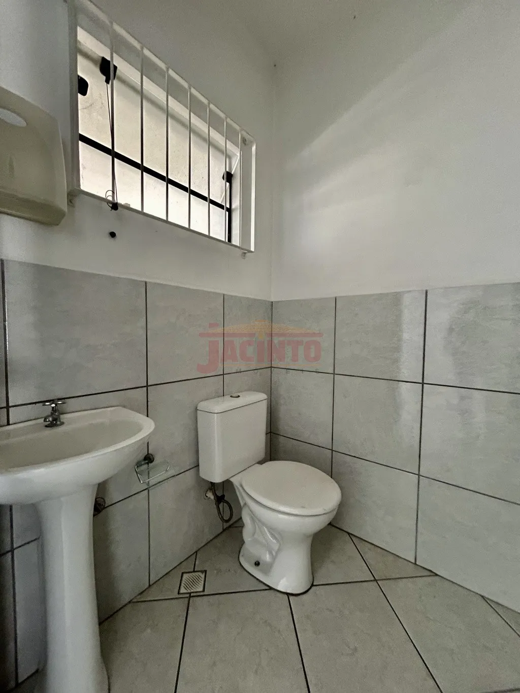 Sala comercial com aproximadamente 50m no bairro Fortaleza . — foto 6