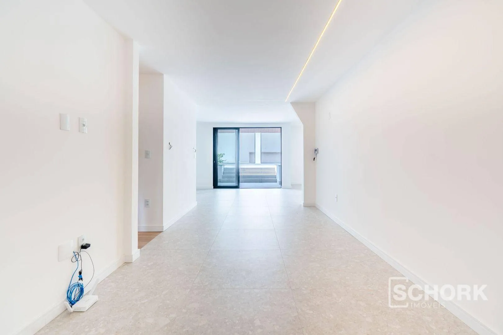 Casa à venda com 3 quartos e 3 suítes, 2 vagas, 488m² na região do bairro Água Verde, próximo à Rua General Osório, Blumenau — foto 4