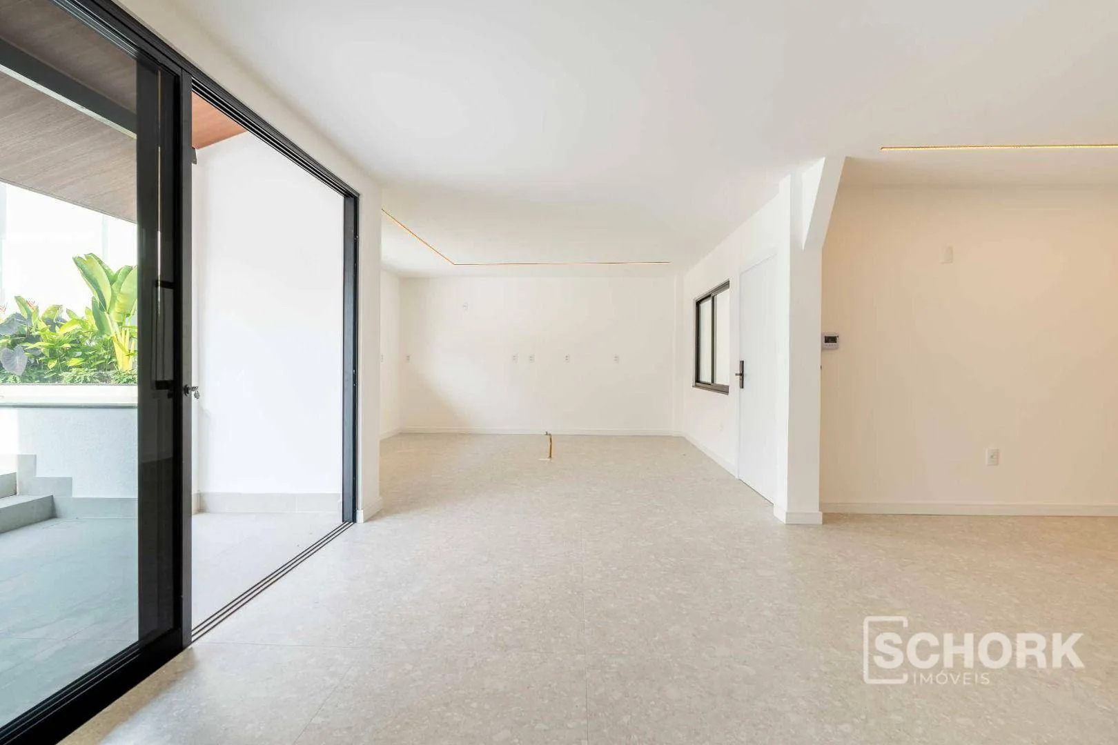 Casa à venda com 3 quartos e 3 suítes, 2 vagas, 488m² na região do bairro Água Verde, próximo à Rua General Osório, Blumenau — foto 6