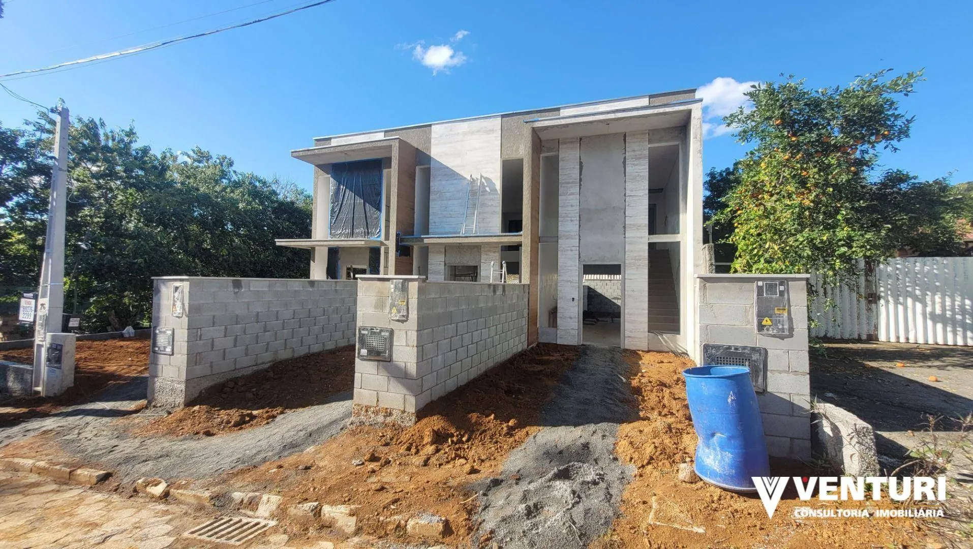 Casa à venda com 1 quarto e 1 suíte, 1 vaga, 84m² no Boa Vista, Blumenau - foto 1