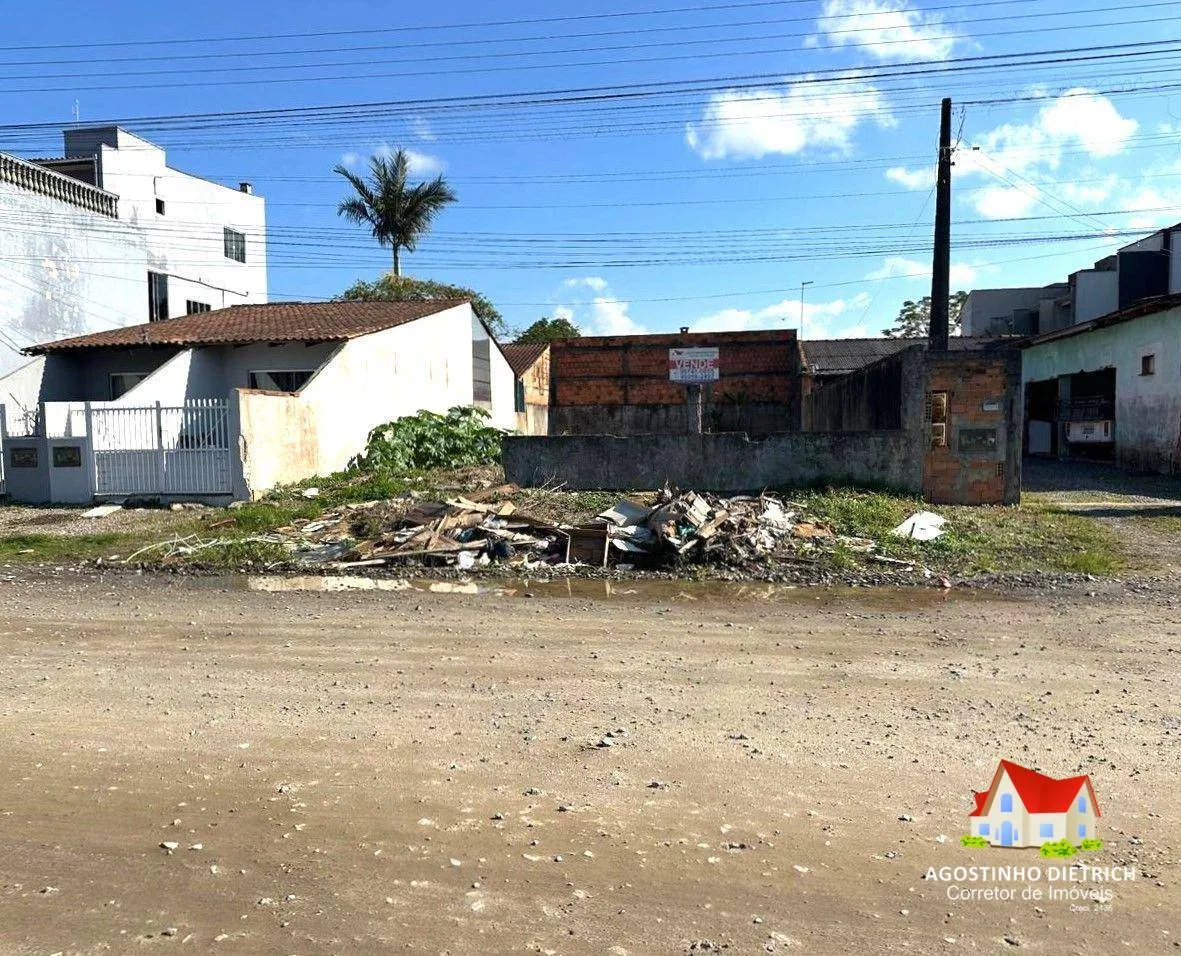 Terreno à venda, 238m² no Paranaguamirim, Joinville - foto 1