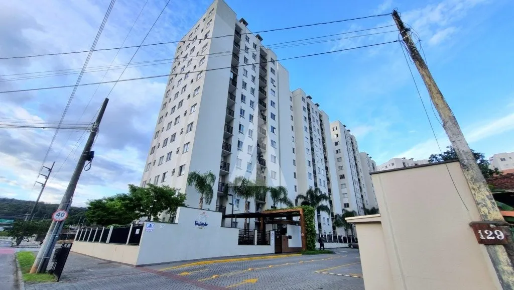 Apartamento à venda com 2 quartos, 1 vaga, 52m² no Bucarein, Joinville - foto 1
