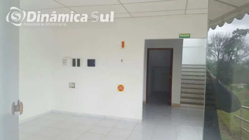 Imóvel Comercial em Indaial com 16 quartos, cozinha, refeitório e lavanderia. Amplo estacionamento e espaço para construção — foto 6