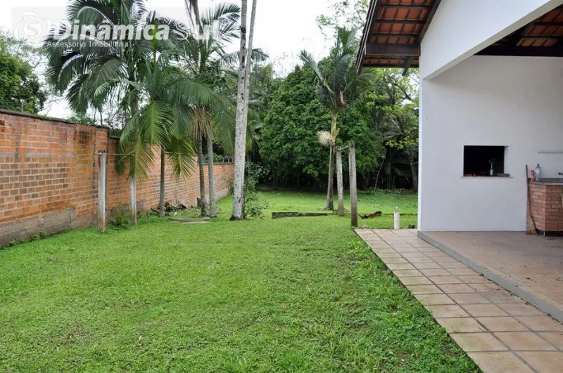 Terreno, prédio e casa comercial no bairro Itoupava Norte, corredor de serviço com 4.500m2, construída 753,42m2, . Imóveis parcialmente locados e boa viabilidade para construção ZC2. — foto 7