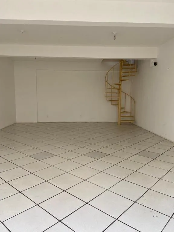 SALA no CENTRO com 0 quartos para LOCAÇÃO, 42 m — foto 3