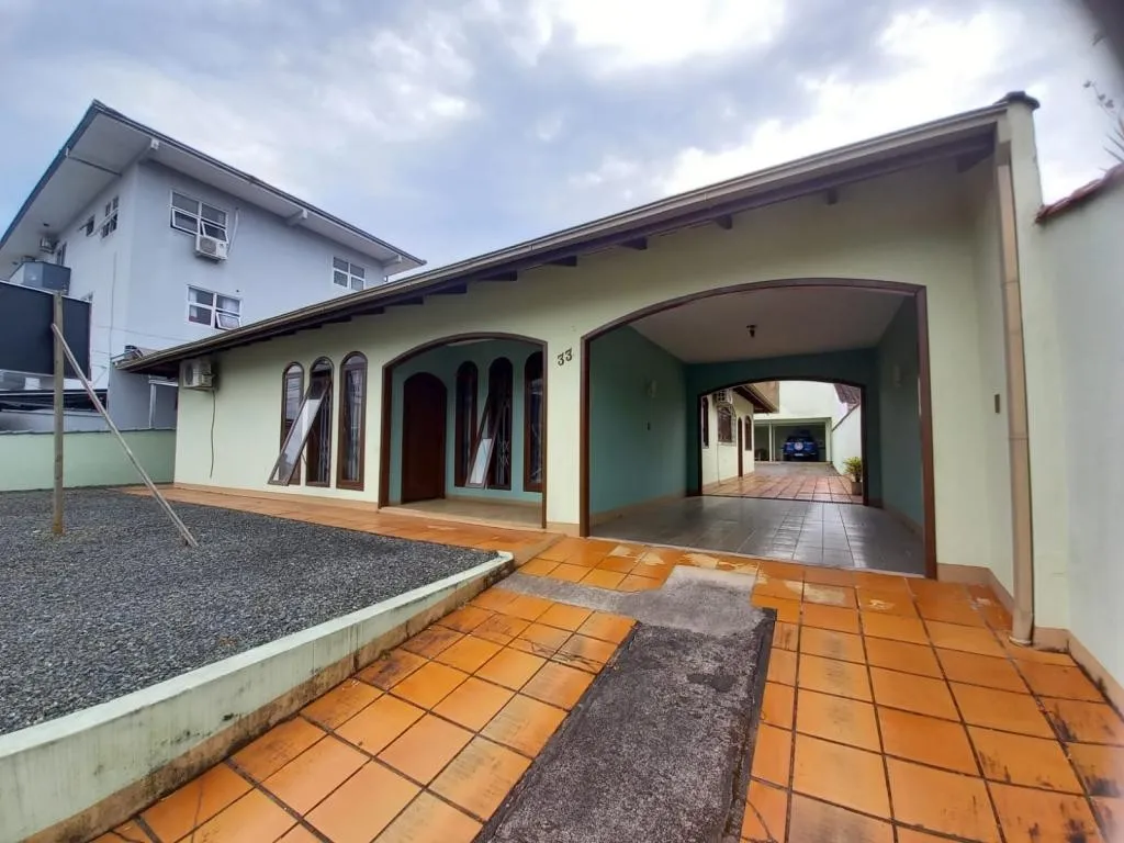 CASA no SAGUAÇÚ com 4 quartos para VENDA, 200 m — foto 2