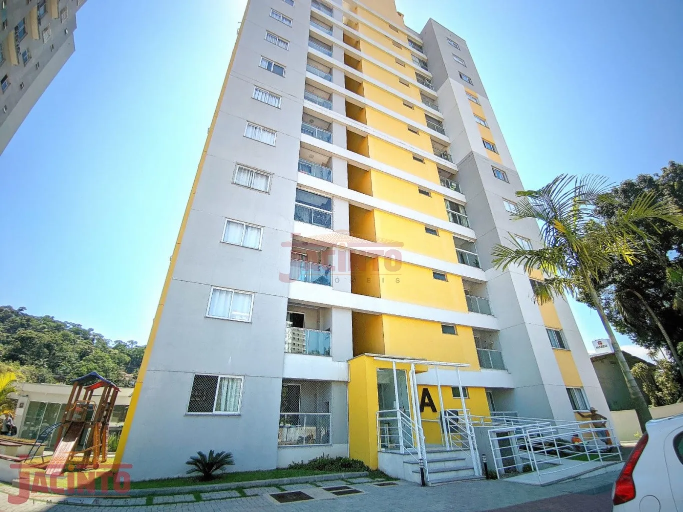 Apartamento com 2 dormitórios no Bairro Escola Agrícola - foto 1