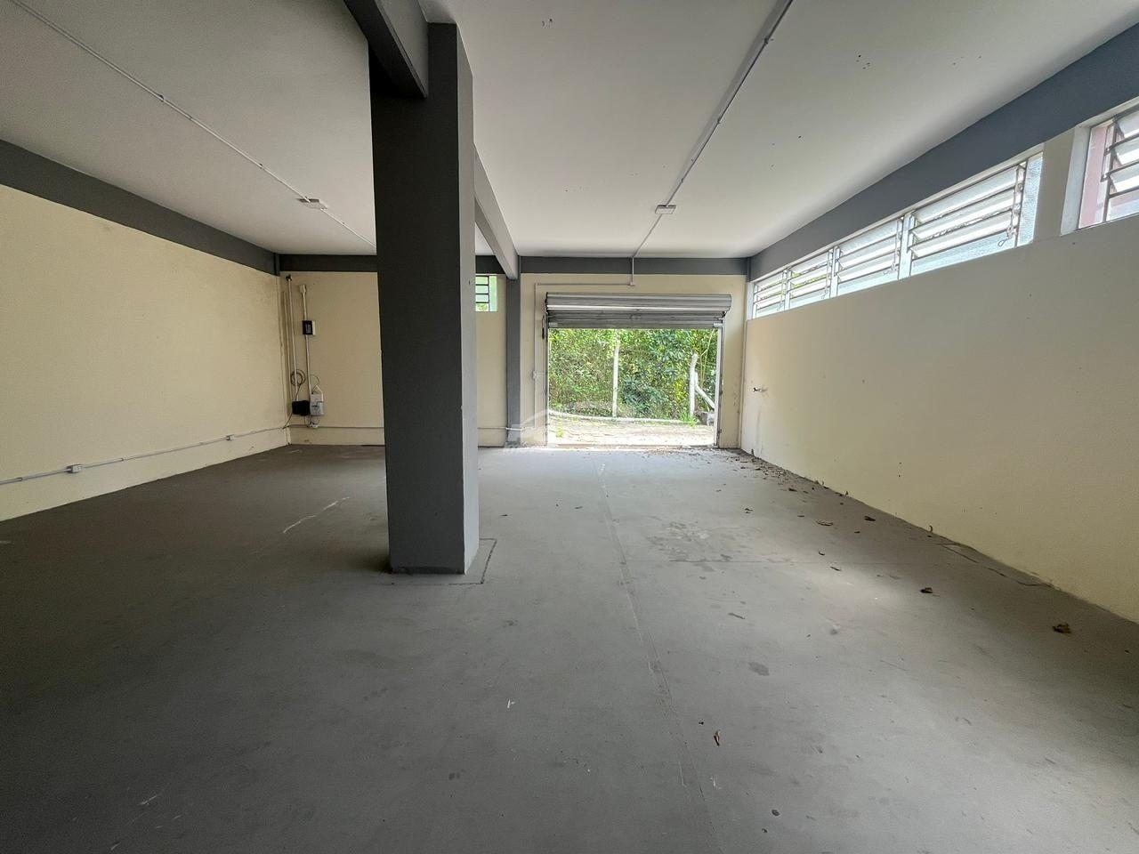 Galpão à venda, 172m² na região do bairro Salto, próximo à Rua Bahia, Blumenau