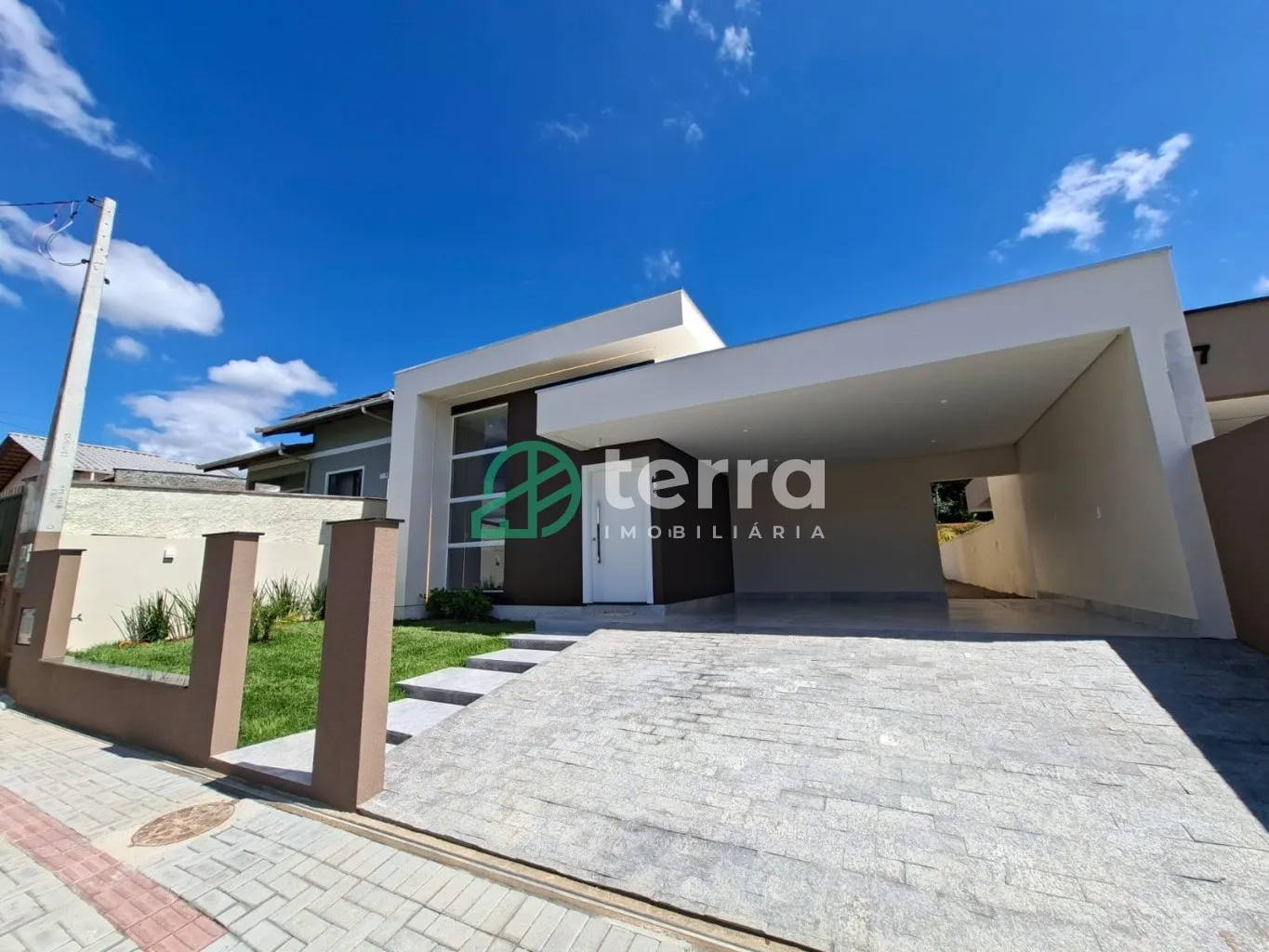 Casa à venda com 3 quartos e 1 suíte, 2 vagas, 133m² no Estrada das Areias, Indaial - foto 1
