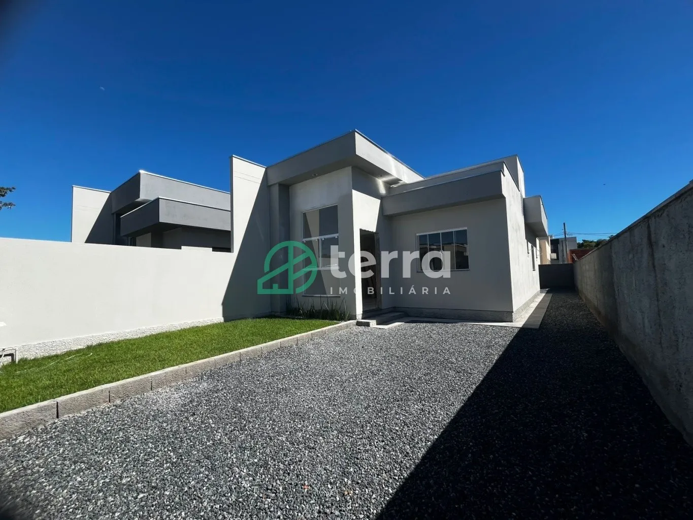 Casa à venda com 2 quartos e 1 suíte, 2 vagas, 57m² no Benedito, Indaial - foto 1