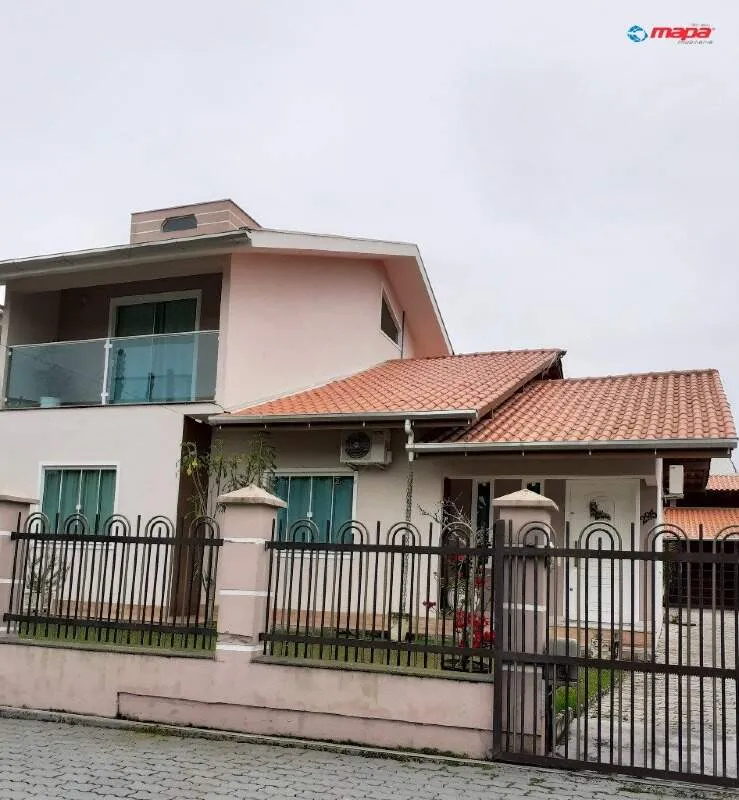 Casa com piscina à venda — foto 2
