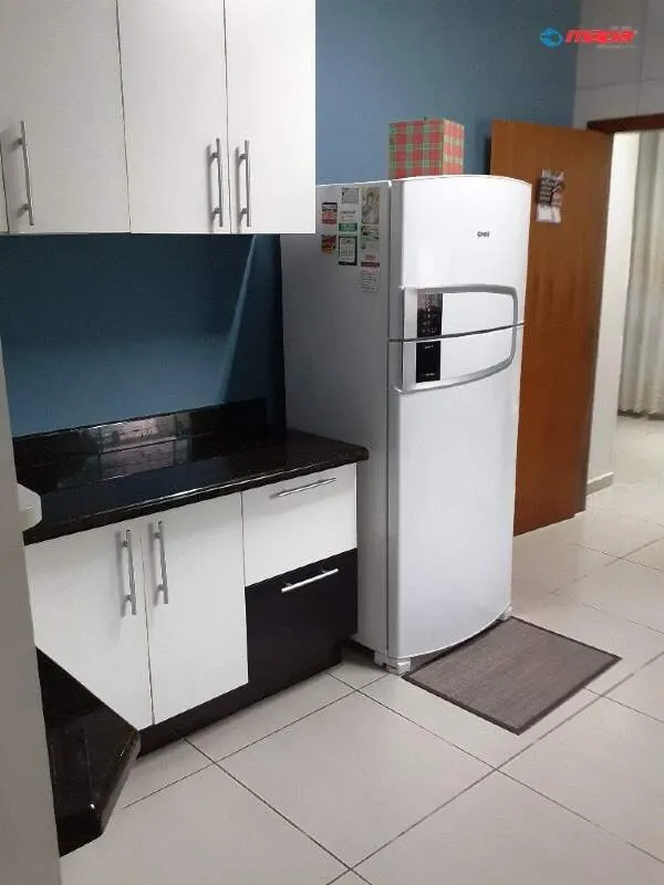 Casa com piscina à venda — foto 4