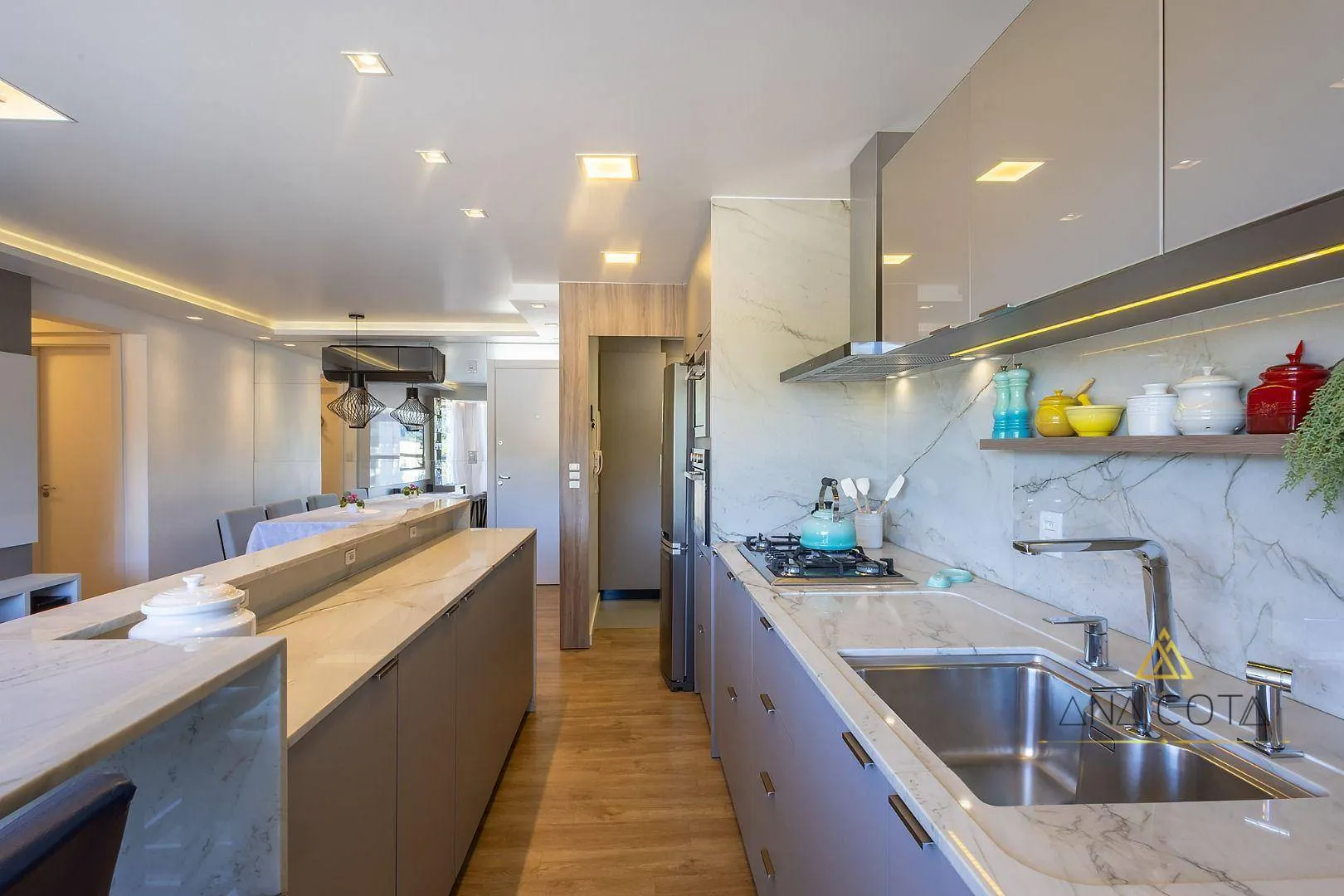 Apartamento à venda com 2 quartos e 1 suíte, 2 vagas, 78m² na região do bairro Fortaleza, próximo à Rua Hermann Tribess, Blumenau — foto 4