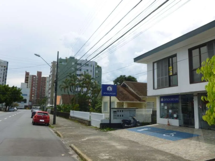 Outros Imóveis à venda com 4 quartos, 7 vagas, 555m² na região do bairro Bucarein, próximo à Rua Padre Kolb, Joinville — foto 2