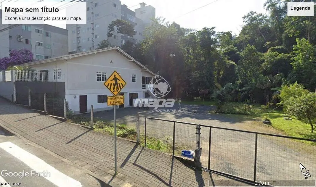 Casa com amplo terreno e possibilidade comercial — foto 3
