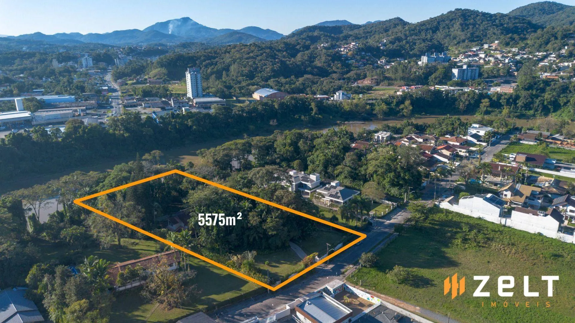Terreno à venda, 5575m² no Boa Vista, Blumenau - foto 1