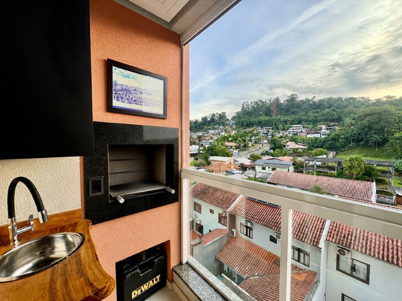 Apartamento à venda com 2 quartos, 1 vaga, 58m² na região do bairro Escola Agrícola, próximo à Rua José Deeke, Blumenau