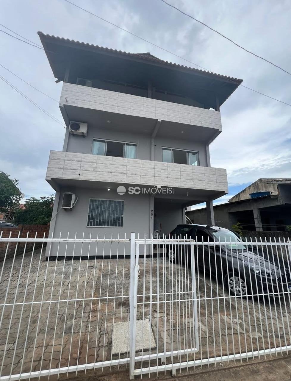 Outros Imóveis à venda com 6 quartos, 1 vaga, 221m² na Júlio Petroski no Ingleses, Florianópolis