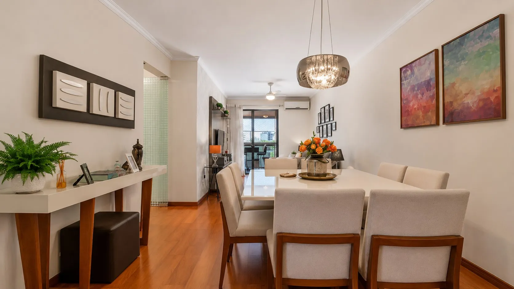 APARTAMENTO SEMI-MOBILIADO COM 3 DORMITÓRIOS + DEPENDENCIA NA ALAMEDA