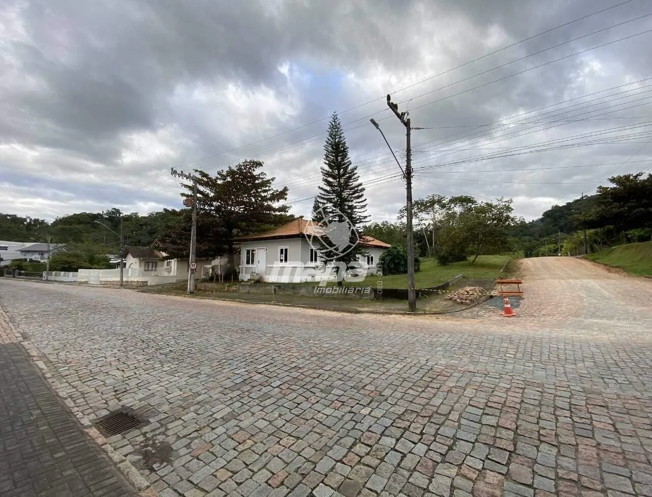 Linda casa no bairro Vila Germer - foto 1