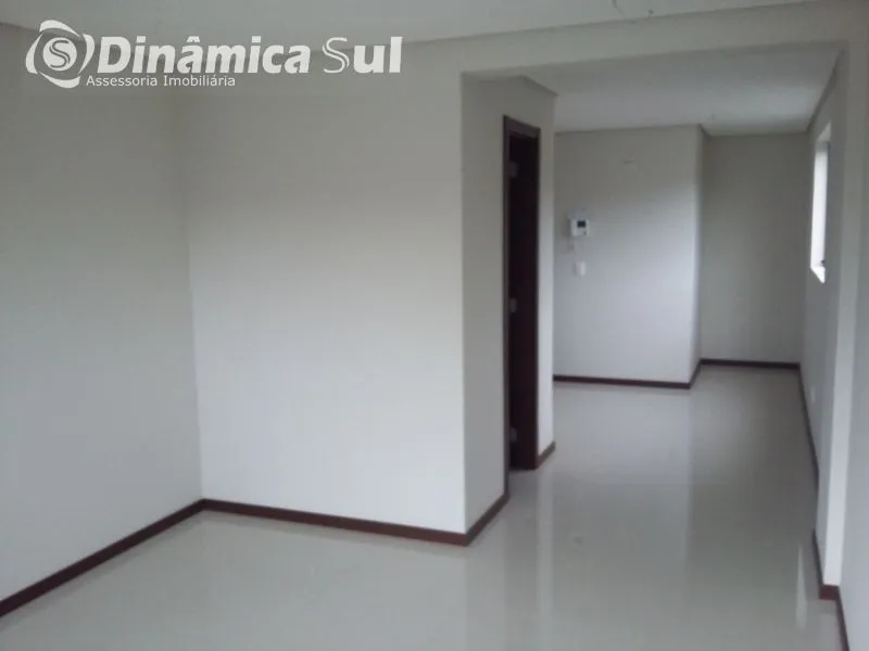 Sala comercial NOVA próximo a Vila Germânica. 
livre de enchente; — foto 6