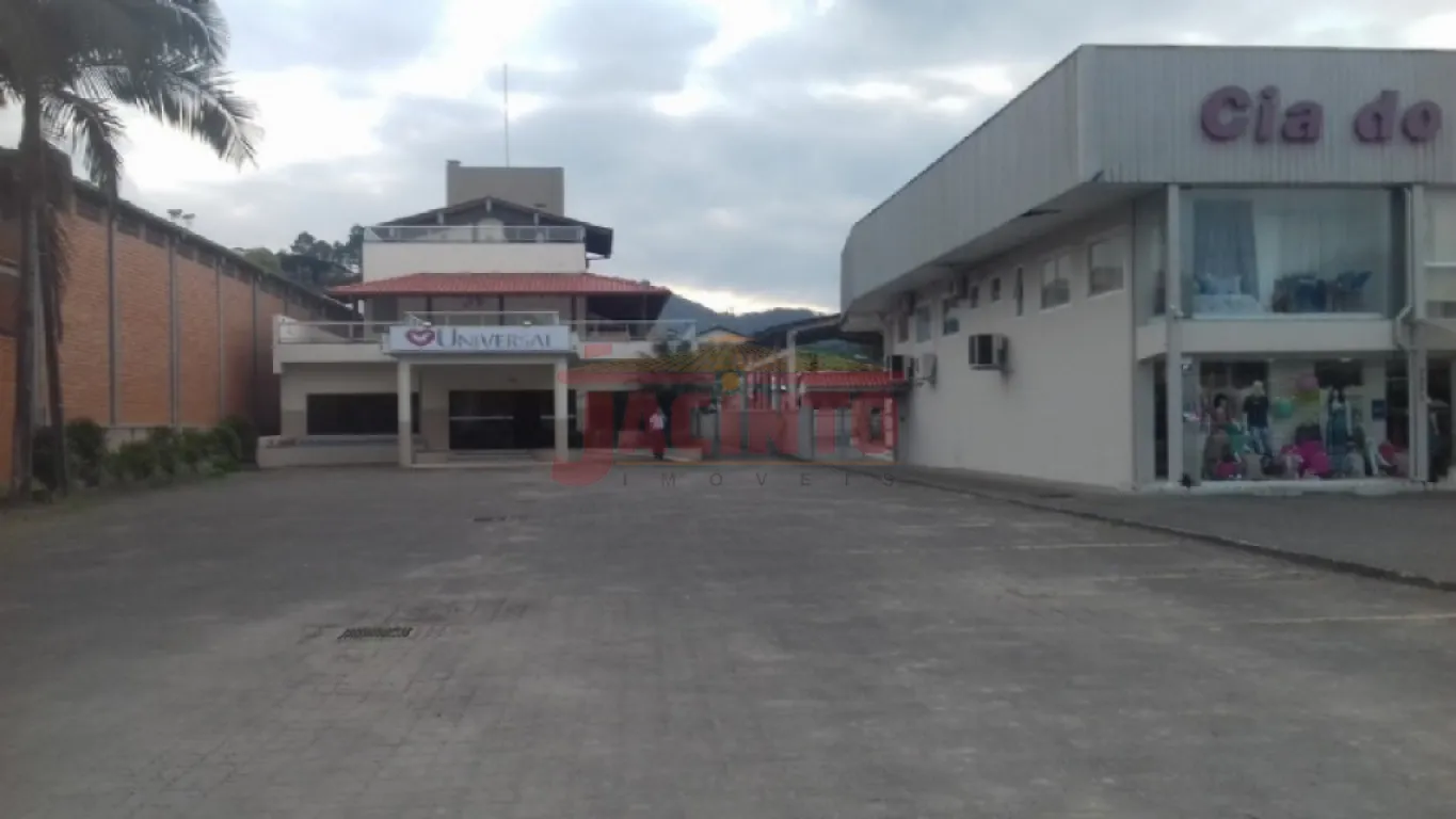 Excelente prédio comercial com terreno de 1.761m. Sendo ZR4 e CS3. — foto 4
